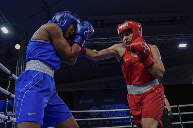 2026 European Boxing Championships in Bulgaria SOFIA, BULGARIA - SEPTEMBER 22: Busenaz Surmeneli (red) of Turkiye and Leonie Muller (blue) of Germany compete in the women s 70kg category during the 2026 European Boxing Championships at Asics Arena in Sofia, Bulgaria, on September 22, 2026. Osmancan Gurdogan Anadolu Sofia Bulgaria. Editorial use only. Please get in touch for any other usage.  Copyright: x2026xAnadoluxOsmancanxGurdoganx