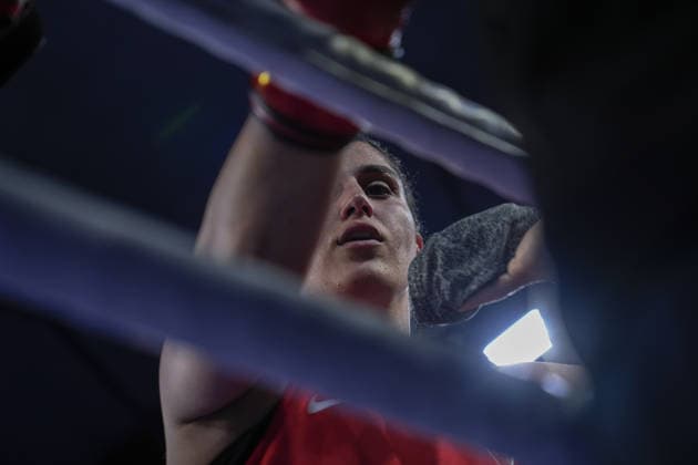 2026 European Boxing Championships in Bulgaria SOFIA, BULGARIA - SEPTEMBER 22: Busenaz Surmeneli (red) of Turkiye and Leonie Muller (blue) of Germany compete in the women s 70kg category during the 2026 European Boxing Championships at Asics Arena in Sofia, Bulgaria, on September 22, 2026. Osmancan Gurdogan Anadolu Sofia Bulgaria. Editorial use only. Please get in touch for any other usage.  Copyright: x2026xAnadoluxOsmancanxGurdoganx