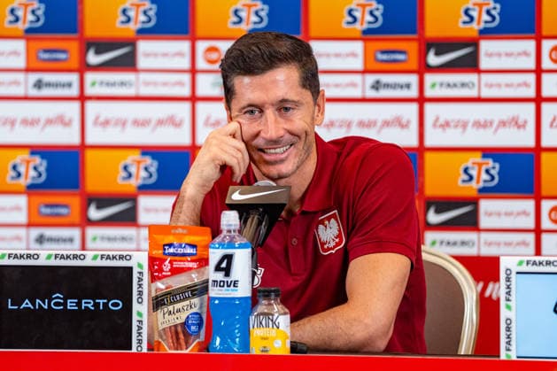 Polish national team, Nationalteam First press conference, PK, Pressekonferenz Robert Lewandowski attending the first press conference during Poland™s national team training camp ahead of the upcoming UEFA Nations League matches (Kazimierz Koper Ball Raw Images) Warszawa DoubleTree by Hilton Hotel & Conference Centre, Skalnicowa 21 Poland Copyright: xKazimierzxKoperx KAZ_polkonf-01