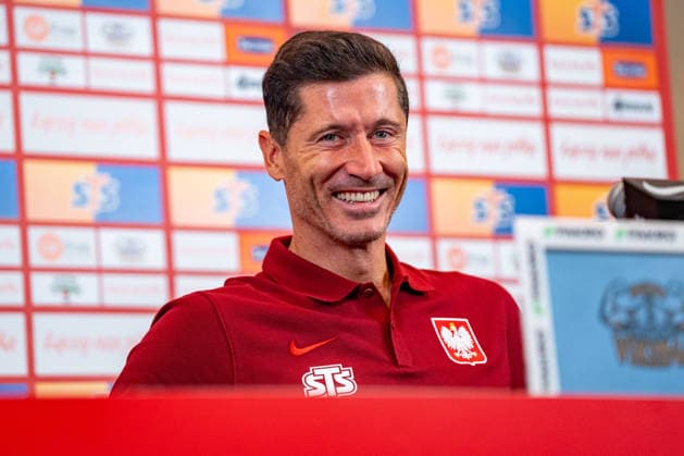 Polish national team, Nationalteam First press conference, PK, Pressekonferenz Robert Lewandowski attending the first press conference during Poland™s national team training camp ahead of the upcoming UEFA Nations League matches (Kazimierz Koper Ball Raw Images) Warszawa DoubleTree by Hilton Hotel & Conference Centre, Skalnicowa 21 Poland Copyright: xKazimierzxKoperx KAZ_polkonf-05