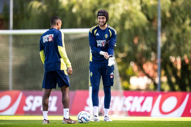 September 22, 2026: Goalkeeper Noel Törnqvist of the Swedish men s national soccer team at a training session on September 22, 2026 in Stockholm. Photo by Johanna Säll, BILDBYRAN. Code: JL JL0630. soccer, football, fotboll, Nations League, UEFA Nations League, practice, training, Sweden, Sweden A, bbeng  Copyright: JOHANNAxSÄLL BB260922BB344