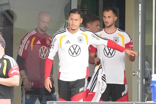 Younes Ebnoutalib (Germany) comes out of the gym with Philipp Treu (Germany) and Joshua Kimmich (Germany) at Herzo Base on September 22, 2026. German National Team Nations League Preparation, Home Ground, HerzoBase, World of Adidas, Herzogenaurach