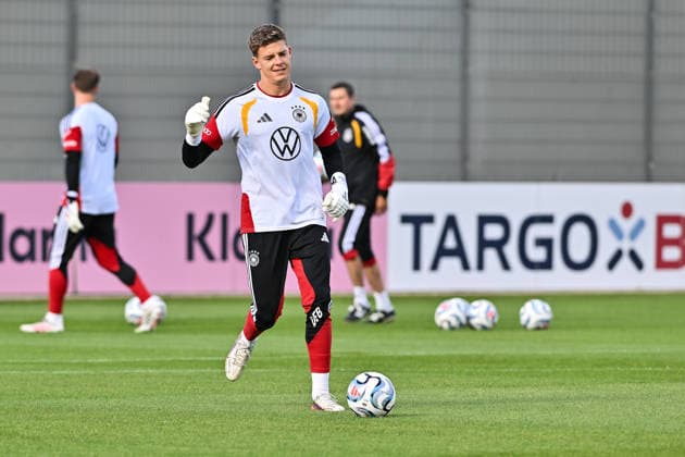 DFB Media Activities, September 22, 2026 HERZOGENAURACH, GERMANY September 22: Pictured is Finn DAHMEN of FC Augsburg during the national team’s first training session under Jürgen KLOPP at the Adidas training facility in Herzogenaurach Copyright: xBEAUTIFULxSPORTS Goldbergx