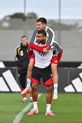 DFB Media Activities, September 22, 2026, HERZOGENAURACH, GERMANY, September 22. Pictured: Josha VAGNOMAN of VfB Stuttgart and Yannick ENGELHARDT of SC Freiburg during the national team’s first training session under Jürgen KLOPP at the Adidas training facility in Herzogenaurach Copyright: xBEAUTIFULxSPORTS Goldbergx