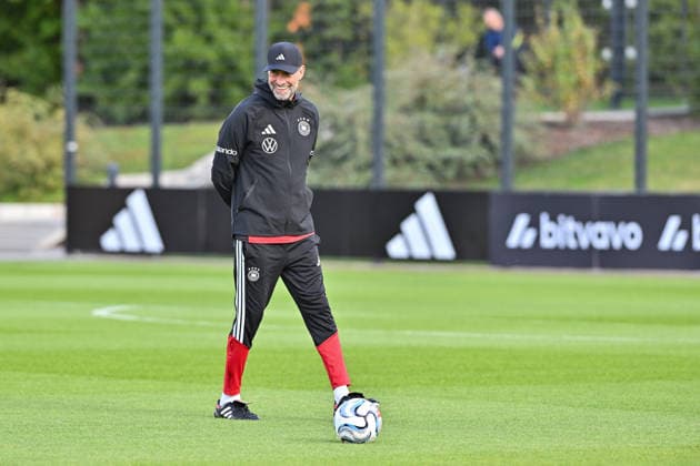 DFB Media Activities, September 22, 2026, HERZOGENAURACH, GERMANY, September 22: New national team coach Jürgen Klopp is pictured during the national team’s first training session under Jürgen Klopp at the Adidas training facility in Herzogenaurach Copyright: xBEAUTIFULxSPORTS Goldbergx