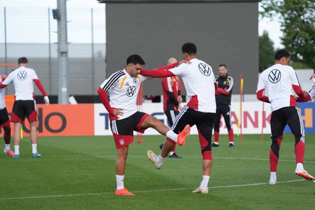 Felix Nmecha, Germany; Nadiem Amiri, Germany, warming up at Herzo Base on September 22, 2026; German National Team, Nations League preparation, home ground, HerzoBase, World of Adidas, Herzogenaurach
