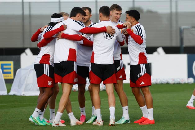 Pictured: The DFB team doing training exercises together, September 22, 2026, Media training session for the German national team with Jürgen Klopp, Germany, Herzogenaurach, Media Center, DFL REGULATIONS PROHIBIT ANY USE OF PHOTOGRAPHS AS IMAGE SEQUENCES AND OR QUASI-VIDEO Copyright: HMBxMedia xJulienxBecker