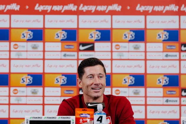 22.09.2026 WARSZAWA - DOUBLE TREE BY HILTON PILKA NOZNA (FOOTBALL) ZGRUPOWANIE REPREZENTACJI POLSKI KONFERENCJA PRASOWA REPREZENTACJI POLSKI NZ ROBERT LEWANDOWSKI FOTO LUKASZ GROCHALA CYFRASPORT NEWSPIX.PL --- newspix.pl 