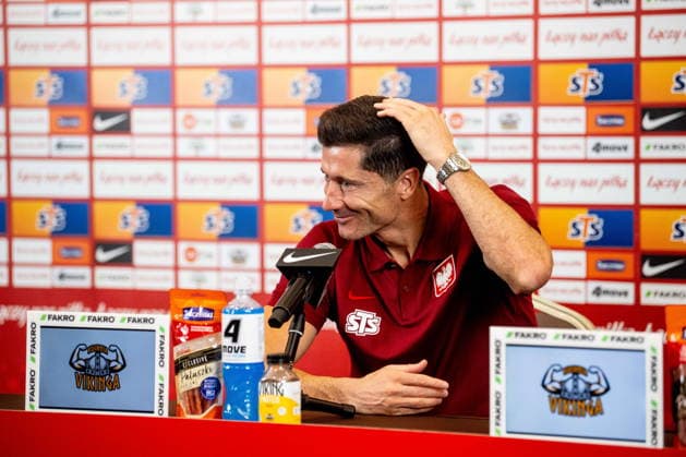 2026.09.22 Warszawa Pilka nozna kadra reprezentacja Polska Konferencja prasowa i trening reprezentacji Polski N z Robert Lewandowski Foto Jacek Prondzynski PressFocus 2026.09.22 Warsaw football press conference, PK, Pressekonferenz and training of the Polish football national team, Nationalteam Robert Lewandowski Credit: Jacek Prondzynski PressFocus NEWSPIX.PL --- newspix.pl 