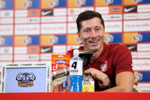 WARSZAWA 22.09.2026 KONFERENCJA PRASOWA REPREZENTACJI POLSKI --- POLISH FOOTBALL national team, Nationalteam press conference, PK, Pressekonferenz IN WARSAW ROBERT LEWANDOWSKI FOT. PIOTR KUCZA FOTOPYK NEWSPIX.PL --- newspix.pl 
