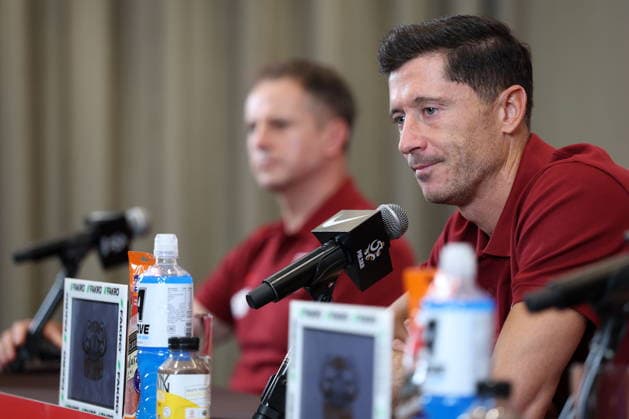 WARSZAWA 22.09.2026 KONFERENCJA PRASOWA REPREZENTACJI POLSKI --- POLISH FOOTBALL national team, Nationalteam press conference, PK, Pressekonferenz IN WARSAW ROBERT LEWANDOWSKI FOT. PIOTR KUCZA FOTOPYK NEWSPIX.PL --- newspix.pl 