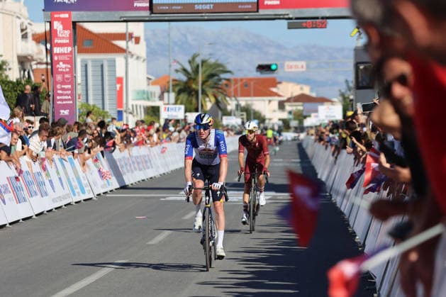 CRO Race 2026: Stage 1 Cyclists cross the finish line during the first stage of the CRO Race 2026, a 167-kilometre route from Split to Seget Donji in Seget Donji, Croatia on September 22, 2026. The six-stage race runs from September 22 to 27 across Croatia.  IvanaxIvanovic PIXSELL