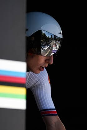 2026 UCI Road World Championships Picture by Alex Whitehead SWpix.com - 22 09 2026 - Cycling - 2026 UCI Road World Championships - MontrÃ al, Canada - Men Junior Individual Time Trial (ITT) - Evander Wishart (Great Britain) MontrÃ al Avenue du Parc Canada Copyright: x xSWpix.comx(t axPhotographyxHubxLtd)xAlexxWhitehead SWpix.comx SWP-3521-1420