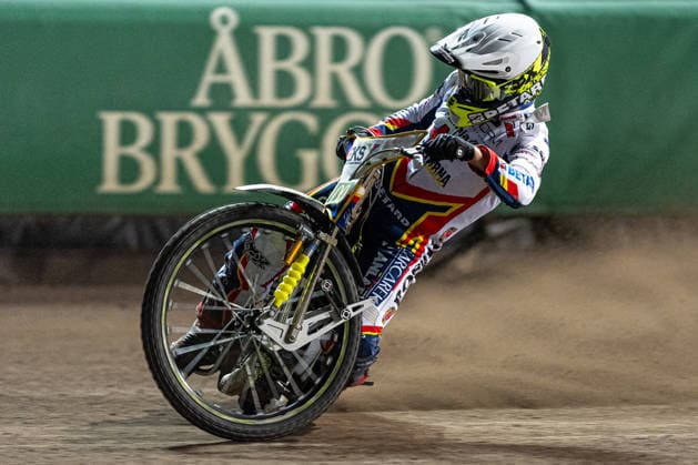 260922 Dackarna Malilla s Artem Laguta during the second final of the Elitserien between Västervik and Dackarna Malilla on September 22, 2026, in Västervik  Copyright: OSCARxWALLIN BB260922BB502