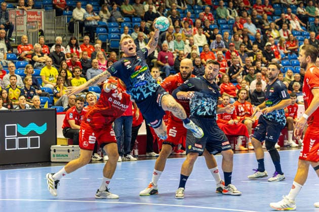 HBL Cup, 2nd Round, Kassel, MT Melsungen vs. Rhein-Neckar Löwen, Rothenbach Halle, Kassel, September 22, 2026 HBL Cup, 2nd Round, Kassel, Germany, September 22, 2026 Edwin Aspenbaeck of Rhein-Neckar Löwen, taking a shot, Handball Bundesliga, MT Melsungen vs. Rhein-Neckar Löwen, Rothenbach Hall, Kassel Copyright: xBEAUTIFULxSPORTS Freudensteinx