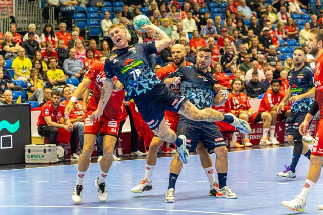 HBL Cup, 2nd Round, Kassel, MT Melsungen vs. Rhein Neckar Löwen, Rothenbach Halle, Kassel, September 22, 2026 HBL Cup, 2nd Round, Kassel, Germany, September 22, 2026 Edwin Aspenbaeck of Rhein-Neckar Löwen, taking a shot, Handball Bundesliga, MT Melsungen vs. Rhein-Neckar Löwen, Rothenbach Hall, Kassel Copyright: xBEAUTIFULxSPORTS Freudensteinx