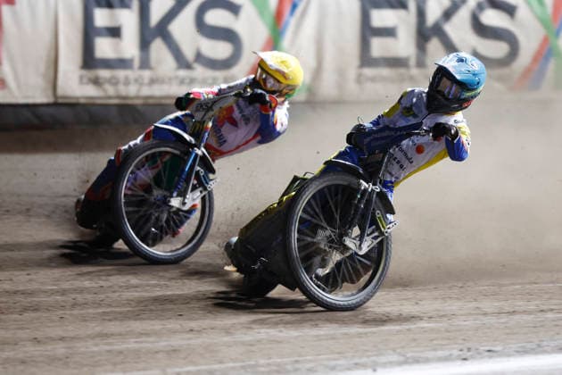 VÄSTERVIK, SWEDEN 20260922 Thomas Jonasson of Dackarna and Rohan Tungate of Västervik in the ninth heat during Tuesday’s decisive Swedish Speedway Championship final between Västervik and Dackarna at Hejla Arena in Västervik VÄSTERVIK SWEDENx60160x  Copyright: xStefanxJerrevang TTx SPEEDWAY SM-FINAL VÄSTERVIK-DACKARNA