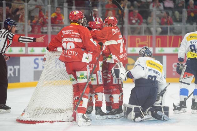 Biel Bienne, Switzerland - September 22: Toni Rajala (25 EHCB) celebrates his goal with the team during the National League match between EHC Biel-Bienne and HC Ambri-Piotta at Tissot Arena on September 22, 2026 in Biel Bienne, Switzerland. Copyright: xKjetilxWaberx xSPPx Sportspressphoto_SPR237230