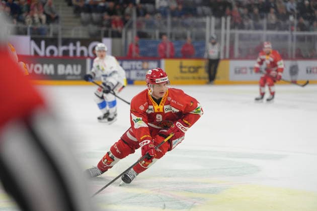 Biel Bienne, Switzerland - September 22: Victor Soderstrom (9 EHCB) during the National League match between EHC Biel-Bienne and HC Ambri-Piotta at Tissot Arena on September 22, 2026 in Biel Bienne, Switzerland. Copyright: xKjetilxWaberx xSPPx Sportspressphoto_SPR237236