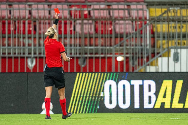 September 22, 2026: Goalkeeper Jennifer Falk of Häcken (not pictured) receives a red card during the Women’s Champions League soccer match between Inter and Häcken on September 22, 2026 in Monza. Photo by Carl Sandin. BILDBYRAN code CS CS0982 soccer football UEFA Women’s Champions League Inter Häcken women’s soccer  Copyright: CARLxSANDIN BB260922CS080