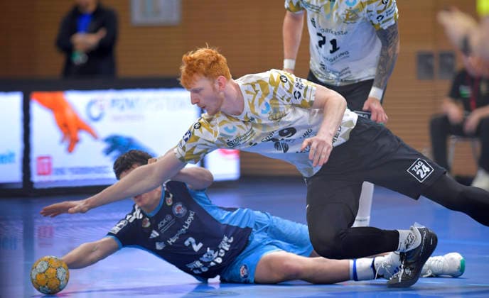 September 22, 2026, Dresden s Daniel Bláha beats Hamburg s Toma Gadza, DHB Cup, HC Elbflorenz Dresden vs. HC Hamburg, c Dresden