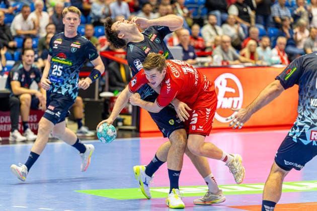 HBL Cup, Round 2, Kassel, MT Melsungen vs. Rhein Neckar Löwen, Rothenbach Halle, Kassel, September 22, 2026 HBL Cup, Round 2, Kassel, Germany, September 22, 2026 Reynir Thor Stefansson, MT Melsungen, No. 19 with the ball, Handball Bundesliga, MT Melsungen vs. Rhein Neckar Löwen, Rothenbach Hall, Kassel Copyright: xBEAUTIFULxSPORTS Freudensteinx