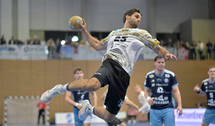 September 22, 2026, Dresden s Sebastian Greß takes a shot, DHB Cup, HC Elbflorenz Dresden vs. HC Hamburg, c Dresden