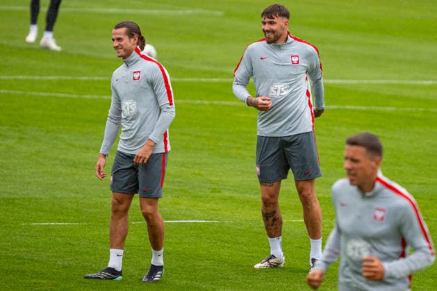 Jakub Kaminski and Przemyslaw Wisniewski seen during the Poland national team, Nationalteam training session on the second day of the team™s training camp ahead of the upcoming UEFA Nations League matches (Kazimierz Koper Ball Raw Images) Warszawa KS Zwar Poland Copyright: xKazimierzxKoperx KAZ_PZPN_DAY2-75