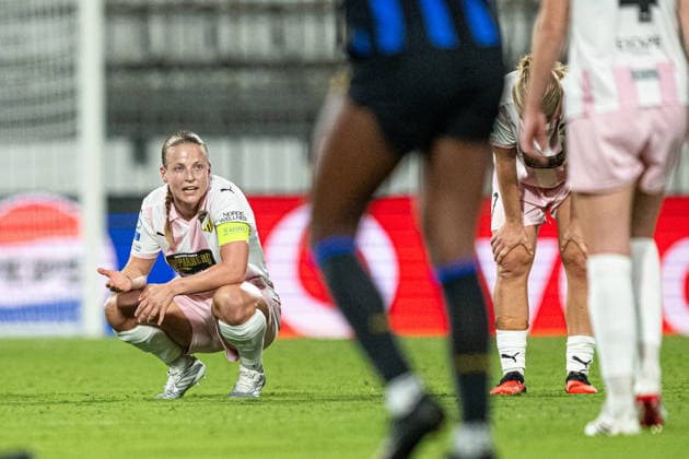 September 22, 2026: Anna Anvegard of Häcken looks dejected after the Women’s Champions League soccer match between Inter and Häcken on September 22, 2026 in Monza. Photo by Carl Sandin, BILDBYRAN. Code: CS CS0982. soccer, football, UEFA Women’s Champions League, Inter, Häcken, women’s, BBENG, dejected  Copyright: CARLxSANDIN BB260922CS088