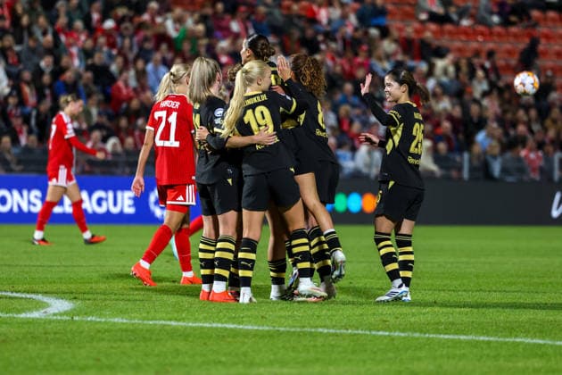 Soccer Europe UEFA Women s Champions League 2026–2027 Matchday 1 of the group stage, September 22, 2026, 6:45 p.m. FC Bayern Munich Women vs. Manchester City Women Sportpark Unterhaching Unterhaching, Germany Man City celebrates scoring the 2–2 equalizer Unterhaching Munich Sportpark Unterhaching Bavaria Germany Copyright: xAmiirxAmedjouax