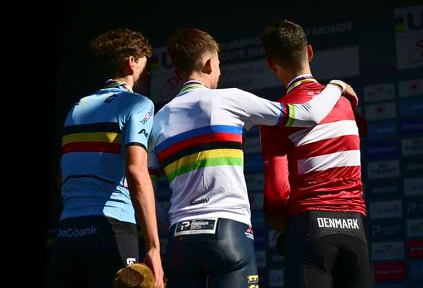 UCI 2026 Road World Championship, WM, Weltmeisterschaft Montreal 22 09 2026 MONTREAL, CANADA - SEPTEMBER 22 : silver medal De Smet Vic (BEL), gold medal Noval Benjamin (ESP) and bronze medal Risbjerg Malthe (DEN) pictured during the podium ceremony of the Men Junior Individual Time Trial of the 2026 UCI Road World Championships 93th edition an UCI World Championships cycling race of 20.3 km with start in Montreal and finish in Montreal on September 22, 2026 in Montreal, Canada, 22 09 2026 Montreal Canada  Copyright: xPeterxDexVoechtx