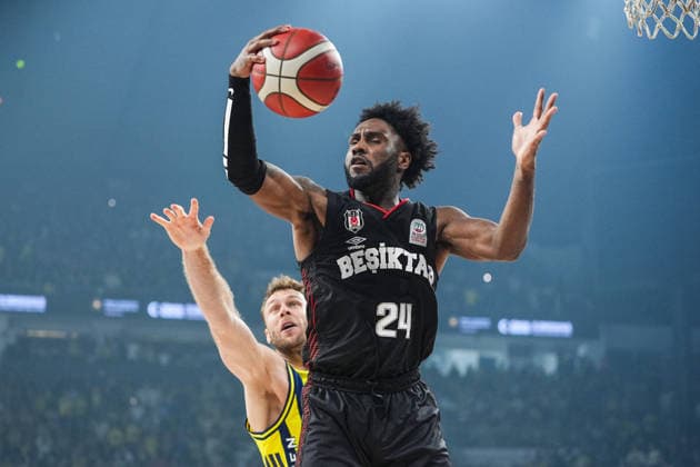 Fenerbahce Tarfin v Besiktas - Turkish Basketball Presidential Cup Final ISTANBUL, TURKIYE - SEPTEMBER 22: Fenerbahce Tarfin s Nicolo Melli (L) competes with Besiktas Jaylen Nowell (24) during the 39th Presidential Cup basketball match between Fenerbahce Tarfin and Besiktas at Sinan Erdem Dome in Istanbul, Turkiye, on September 22, 2026. Cemal Yurttas Anadolu Istanbul Turkey. Editorial use only. Please get in touch for any other usage.  Copyright: x2026xAnadoluxCemalxYurttasx