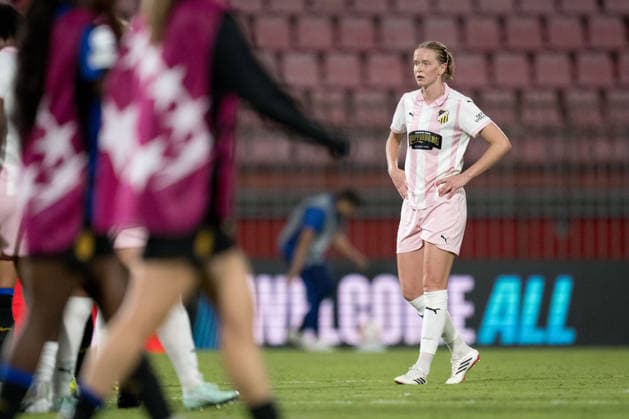September 22, 2026: Emma Östlund of Häcken looks dejected after the Women’s Champions League soccer match between Inter and Häcken on September 22, 2026 in Monza. Photo by Carl Sandin. BILDBYRAN code CS CS0982 soccer football fotball UEFA Women’s Champions League Inter Häcken women’s team BBENG soccer football fotball UEFA Women’s Champions League Inter Häcken women’s team BBENG dejected  Copyright: CARLxSANDIN BB260922CS096