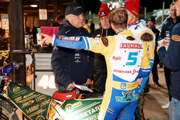 VÄSTERVIK, SWEDEN 20260922 Västervik s team manager Mikael Teurnberg ahead of Tuesday s decisive Swedish Speedway Championship final between Västervik and Dackarna at Hejla Arena in Västervik VÄSTERVIK SWEDEN x60160x  Copyright: xStefanxJerrevang TTx SPEEDWAY SM FINAL VÄSTERVIK-DACKARNA