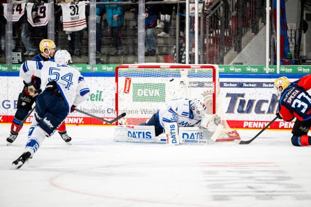 September 22, 2026, 2026–2027 Ice Hockey Season, Penny DEL, Nuremberg Ice Tigers, Icetigers, Adler Mannheim, ThHa xthxhax, Jake Hildebrand 30, Adler Mannheim, Tyler Spezia 37, Nuremberg Ice Tigers, NIT