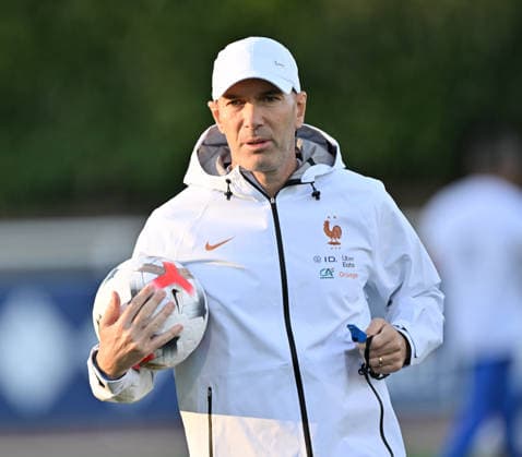 Ahead of Turkiye v France: UEFA Nations League CLAIREFONTAINE-EN-YVELINES, FRANCE - SEPTEMBER 22: France’s national football team head coach Zinedine Zidane attends a training session ahead of the UEFA Nations League match between Turkiye and France in Clairefontaine-en-Yvelines, southwest of Paris, France on September 22, 2026. Mustafa Yalcin Anadolu Clairefontaine-en-yvelines France. Editorial use only. Please get in touch for any other usage.  Copyright: x2026xAnadoluxMustafaxYalcinx