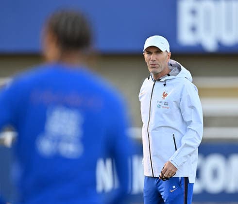 Ahead of Turkiye v France: UEFA Nations League CLAIREFONTAINE-EN-YVELINES, FRANCE - SEPTEMBER 22: France’s national football team head coach Zinedine Zidane attends a training session ahead of the UEFA Nations League match between Turkiye and France in Clairefontaine-en-Yvelines, southwest of Paris, France on September 22, 2026. Mustafa Yalcin Anadolu Clairefontaine-en-yvelines France. Editorial use only. Please get in touch for any other usage.  Copyright: x2026xAnadoluxMustafaxYalcinx