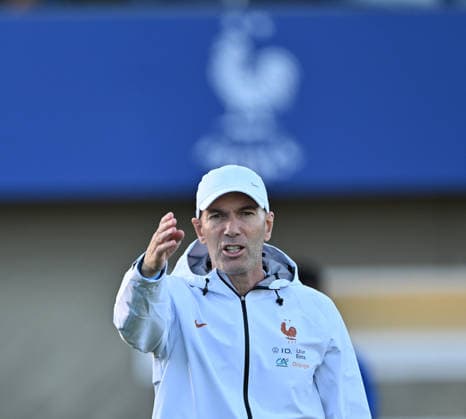 Ahead of Turkiye v France: UEFA Nations League CLAIREFONTAINE-EN-YVELINES, FRANCE - SEPTEMBER 22: France’s national football team head coach Zinedine Zidane attends a training session ahead of the UEFA Nations League match between Turkiye and France in Clairefontaine-en-Yvelines, southwest of Paris, France on September 22, 2026. Mustafa Yalcin Anadolu Clairefontaine-en-yvelines France. Editorial use only. Please get in touch for any other usage.  Copyright: x2026xAnadoluxMustafaxYalcinx