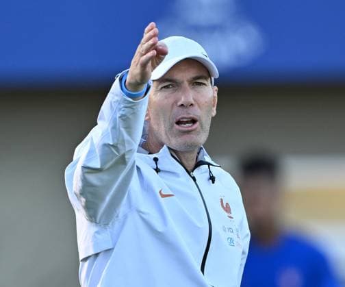 Ahead of Turkiye v France: UEFA Nations League CLAIREFONTAINE-EN-YVELINES, FRANCE - SEPTEMBER 22: France’s national football team head coach Zinedine Zidane attends a training session ahead of the UEFA Nations League match between Turkiye and France in Clairefontaine-en-Yvelines, southwest of Paris, France on September 22, 2026. Mustafa Yalcin Anadolu Clairefontaine-en-yvelines France. Editorial use only. Please get in touch for any other usage.  Copyright: x2026xAnadoluxMustafaxYalcinx