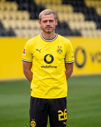 Borussia Dortmund; 1. BL, Porträttermin 2026 2027 Julian Ryerson; Borussia Dortmund; 1. BL, Porträttermin 2026 2027 Foto: Borussia Dortmund Hendrik Deckers via Revierfoto Borussia Dortmund; 1. BL, Porträttermin 2026 2027