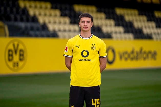 Borussia Dortmund; 1. BL, Porträttermin 2026 2027 Luca Reggiani; Borussia Dortmund; 1. BL, Porträttermin 2026 2027 Foto: Borussia Dortmund Hendrik Deckers via Revierfoto Borussia Dortmund; 1. BL, Porträttermin 2026 2027
