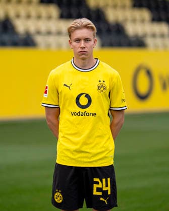 Borussia Dortmund; 1. BL, Porträttermin 2026 2027 Daniel Svensson; Borussia Dortmund; 1. BL, Porträttermin 2026 2027 Foto: Borussia Dortmund Hendrik Deckers via Revierfoto Borussia Dortmund; 1. BL, Porträttermin 2026 2027