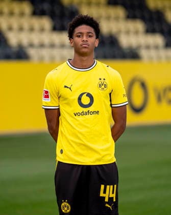 Borussia Dortmund; 1. BL, Porträttermin 2026 2027 Enzo Duarte; Borussia Dortmund; 1. BL, Porträttermin 2026 2027 Foto: Borussia Dortmund Hendrik Deckers via Revierfoto Borussia Dortmund; 1. BL, Porträttermin 2026 2027
