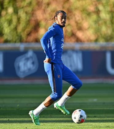 Ahead of Turkiye v France: UEFA Nations League CLAIREFONTAINE-EN-YVELINES, FRANCE - SEPTEMBER 22: France s forward Bradley Barcola in action during a training session ahead of the UEFA Nations League match between Turkiye and France in Clairefontaine-en-Yvelines, southwest of Paris, France on September 22, 2026. Mustafa Yalcin Anadolu Clairefontaine-en-yvelines France. Editorial use only. Please get in touch for any other usage.  Copyright: x2026xAnadoluxMustafaxYalcinx