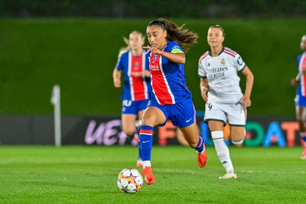 September 22, 2026, Madrid, Madrid, Spain: 7 SAKINA KARCHAOUI of Paris Saint-Germain FC in action during the Women s Champions League match between REAL MADRID FEMENINO and PARIS SAINT-GERMAIN FC, held on September 22, 2026, in Valdebebas, Madrid, Spain. Madrid Spain - ZUMAc312 20260922_zsp_c312_024 Copyright: xOscarxManuelxSanchezx
