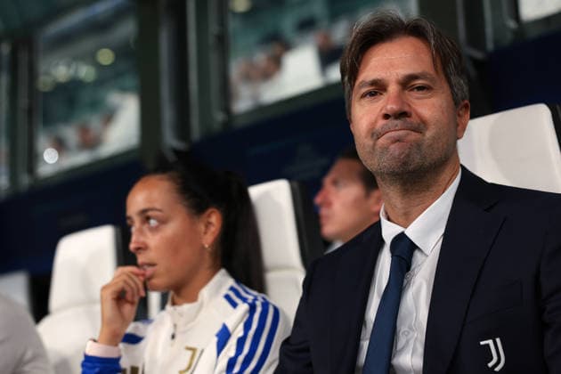 Juventus Women v SL Benfica Women - UEFA Womens Champions League - League Phase Matchday 1 - Season 2026-2027 Turin, Italy, 22nd September 2026. Isaac Oriol Guerrero Hernandez Head coach of Juventus reacts as he looks on prior to kick off in the Juventus Women vs SL Benfica Women UEFA Womens Champions League, League Phase, Matchday 1, match at Juventus Stadium, Turin. Picture credit should read: Jonathan Moscrop Turin Juventus Stadium Italy