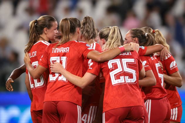 Juventus Women v SL Benfica Women - UEFA Womens Champions League - League Phase Matchday 1 - Season 2026-2027 Turin, Italy, 22nd September 2026. Marit Bratberg Lund of SL Benfica celebrates with team mates after scoring a penalty to give the visitors a 1-0 lead during the Juventus Women vs SL Benfica Women UEFA Womens Champions League, League Phase, Matchday 1, match at Juventus Stadium, Turin. Picture credit should read: Jonathan Moscrop Turin Juventus Stadium Italy
