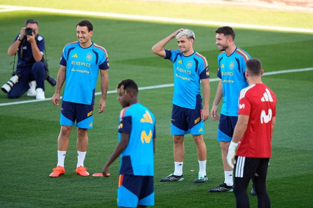 September 22, 2026, Las Rozas, Madrid, Spain: Mikel Oyarzabal, Pedri Gonzalez and Aymeric Laporte during the training session of Spain Team ahead of the UEFA Nations League 2026 27 matches against England, Croatia and Czech Republic at Ciudad del Futbol on September 22, 2026, in Las Rozas, Madrid, Spain. Las Rozas Spain - ZUMAa181 20260922_zaa_a181_126 Copyright: xDennisxAgyemanx