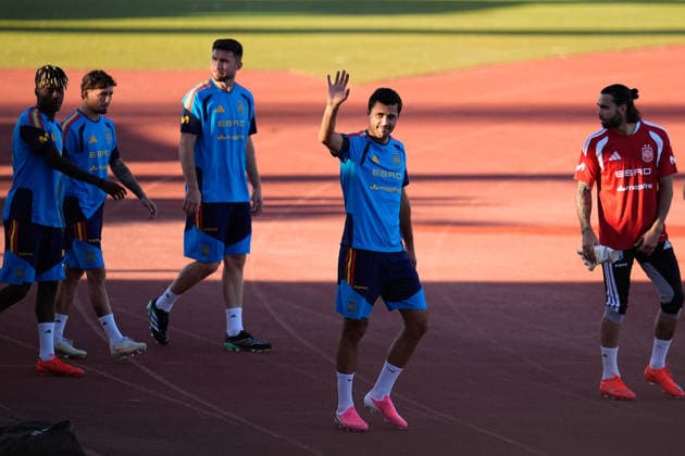 September 22, 2026, Las Rozas, Madrid, Spain: Rodri Hernandez during the training session of Spain Team ahead of the UEFA Nations League 2026 27 matches against England, Croatia and Czech Republic at Ciudad del Futbol on September 22, 2026, in Las Rozas, Madrid, Spain. Las Rozas Spain - ZUMAa181 20260922_zaa_a181_125 Copyright: xDennisxAgyemanx