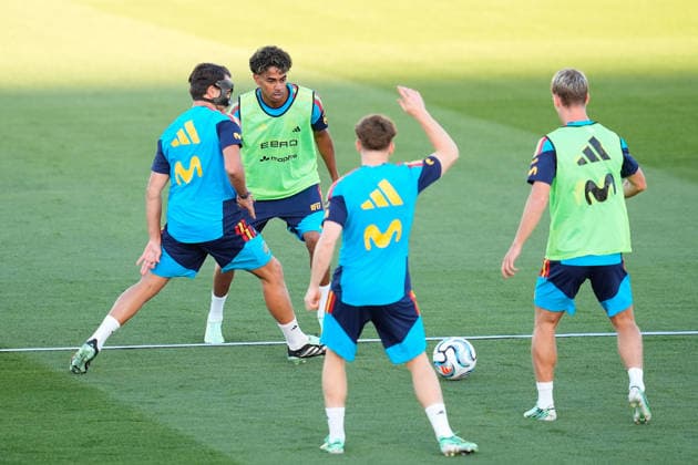 September 22, 2026, Las Rozas, Madrid, Spain: Lamine Yamal during the training session of Spain Team ahead of the UEFA Nations League 2026 27 matches against England, Croatia and Czech Republic at Ciudad del Futbol on September 22, 2026, in Las Rozas, Madrid, Spain. Training Session Of Spain Team - UEFA Nations League 26 27  - ZUMAa181 20260922_zaa_a181_008 Copyright: xDennisxAgyemanx